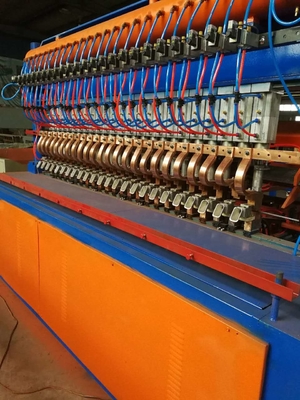La Cina 2meter acciaio Mesh Making Machine Oem/Odm del peso di larghezza 1000kg fornitore