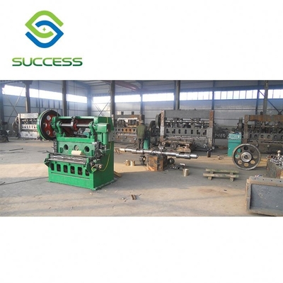 La Cina 3Kw Hexagonal Wire Netting Machine 0,75Kw Motore di sollevamento Alta velocità ed efficienza fornitore