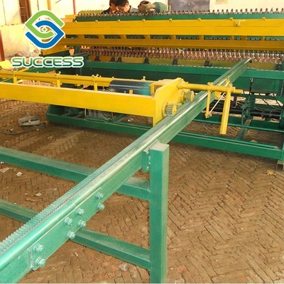 La Cina 2.5KVA singolo punto di recinzione macchina di saldatura per saldatura 1.0-3.0mm fornitore