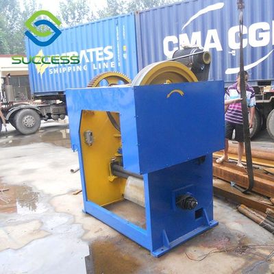 La Cina Macchina di saldatura a maglia di filo automatico regolabile integrata per recinzioni fornitore