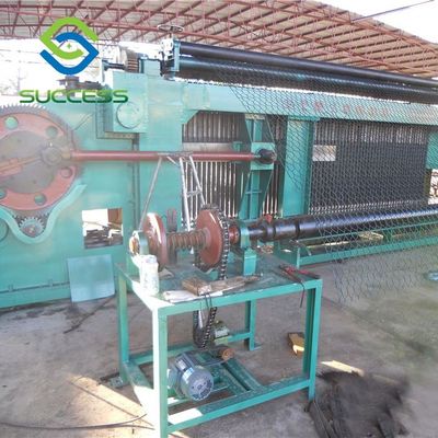 La Cina 50-100m/min Velocità Hexagonal Chicken Wire Mesh Machine per larghezza massima della rete 3m Manufacturing fornitore